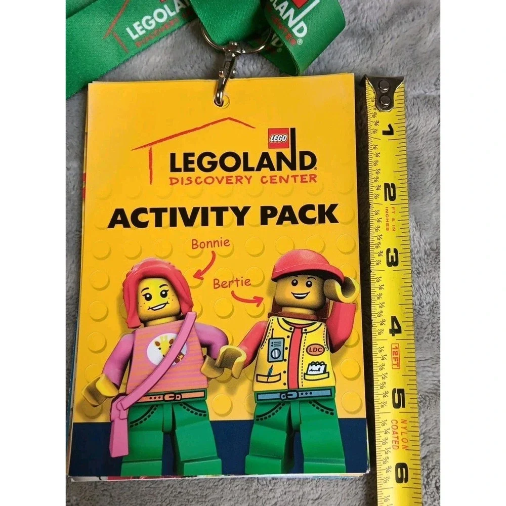 Lego Legoland‎ Discovery Center Activity Pack Green Lanyard Kids 2014 - Picture 5 of 6